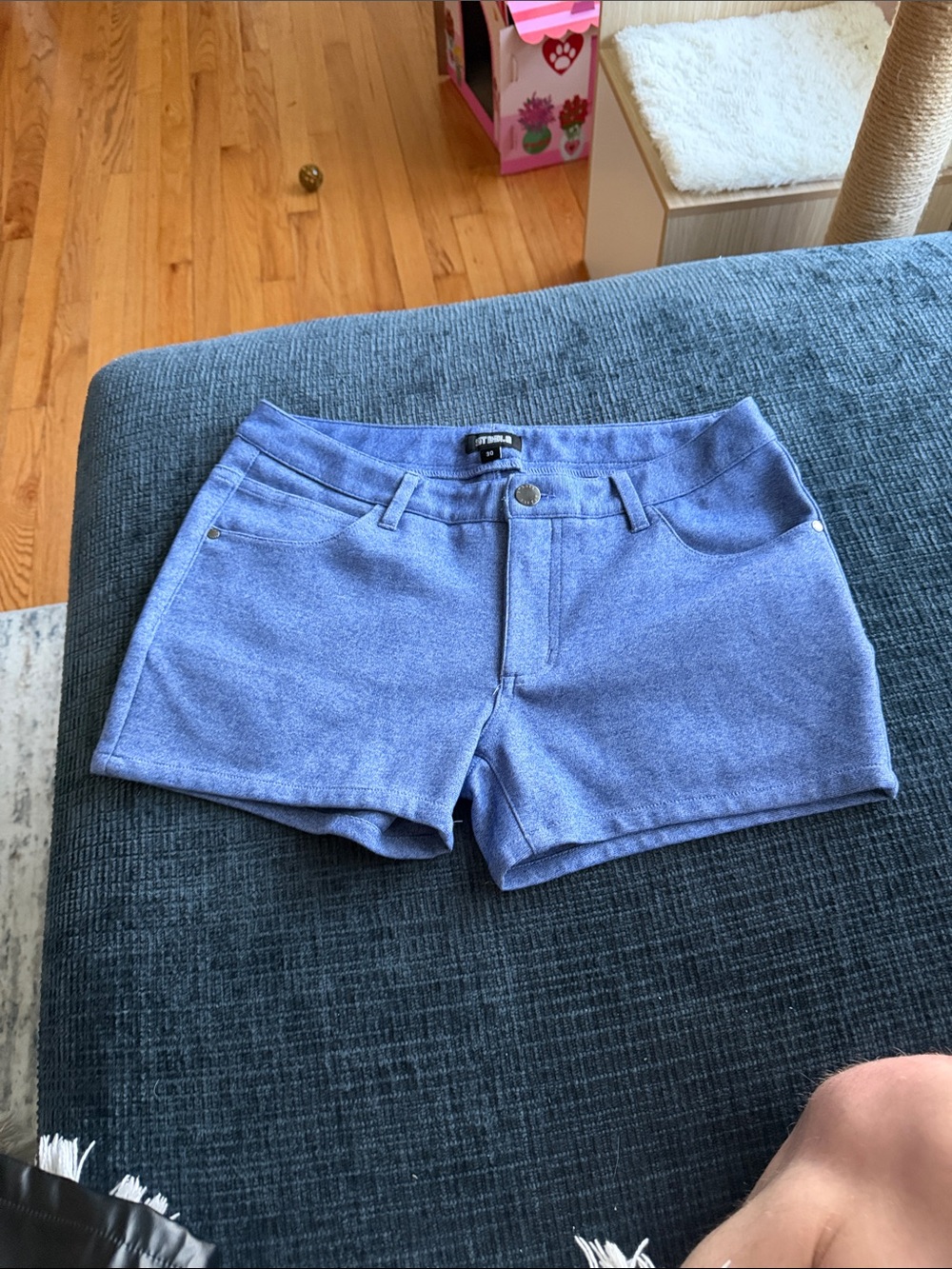 St33le Men's Heather Blue Knit Shorts with Front Pockets